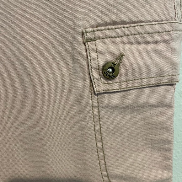 Dust Pink wide leg crop pants with belt. !It Jeans Size 11/12 - Picture 2 of 6